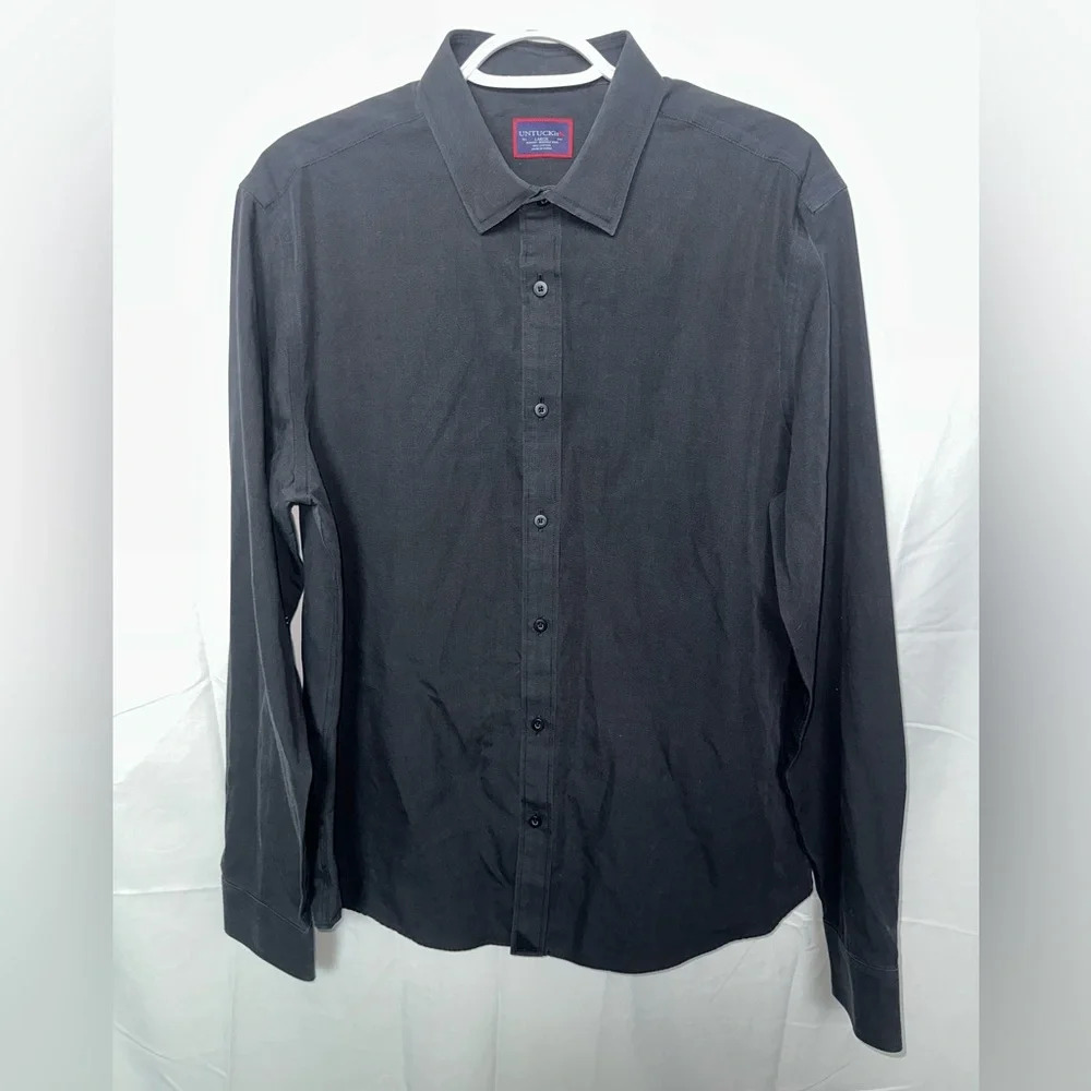 Untuckit Size L